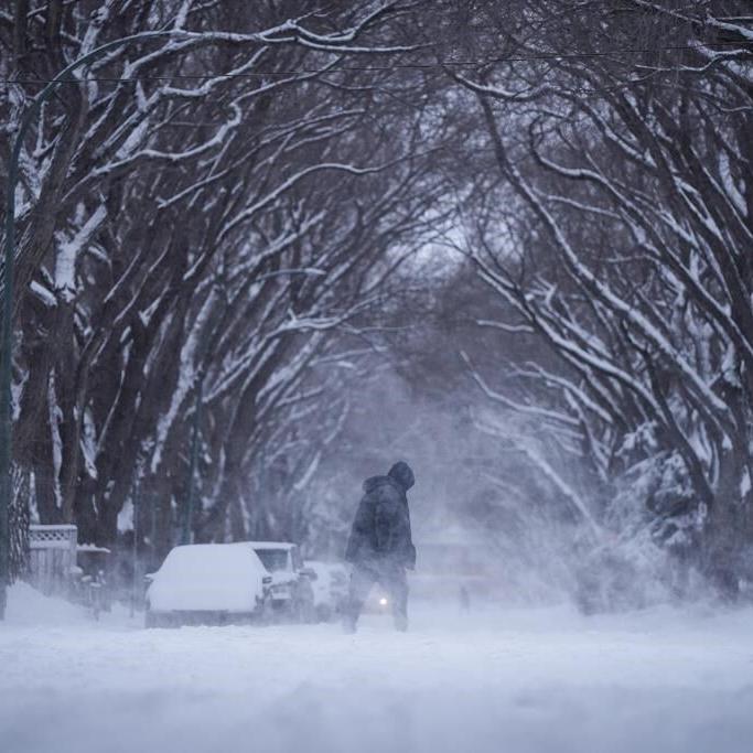 March madness: Sun brings al fresco dining to Toronto as West shivers under ice, snow